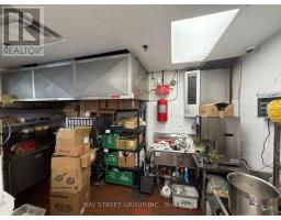 65 & 66 - 505 Highway 7 E, Markham, ON L3T7T1 Photo 6