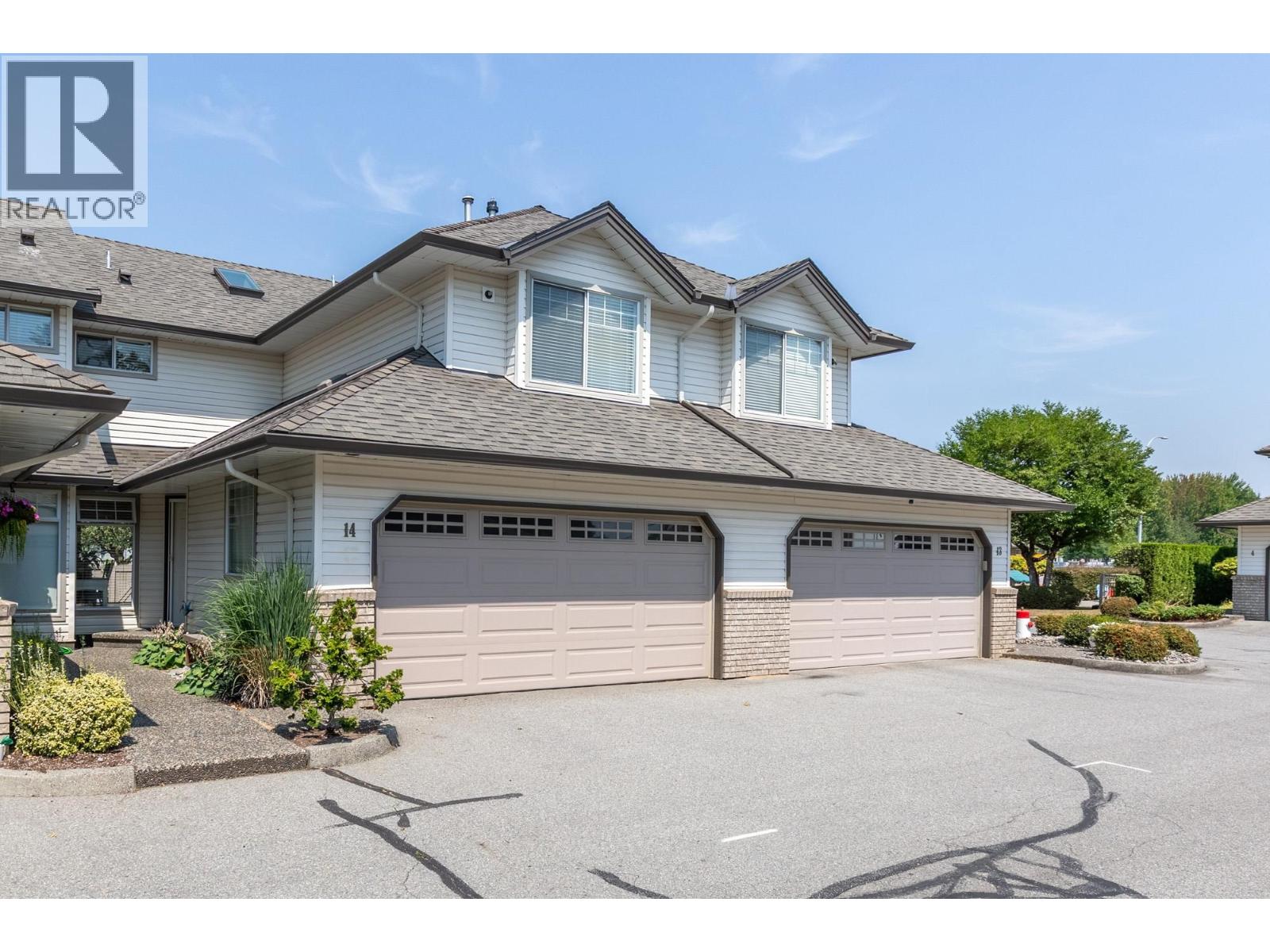 14 19051 119 AVENUE, Pitt Meadows — photo 2