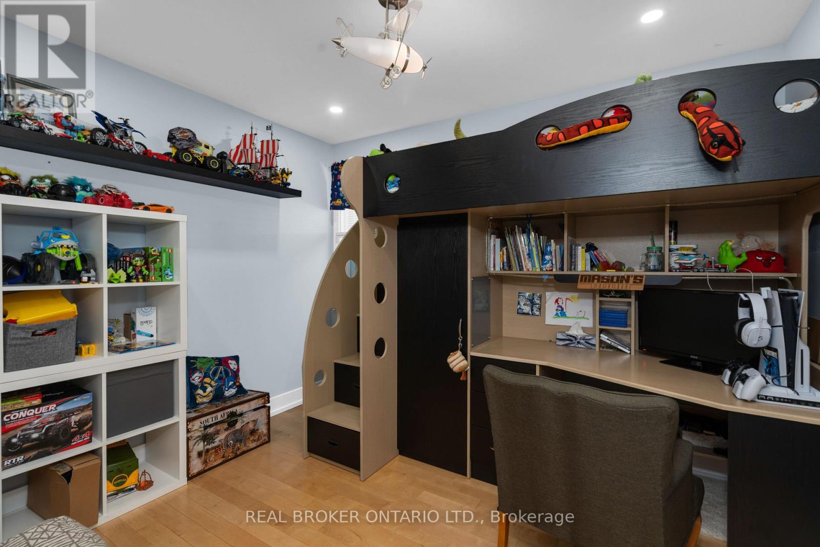975 SUNNIDALE ROAD - Image 25