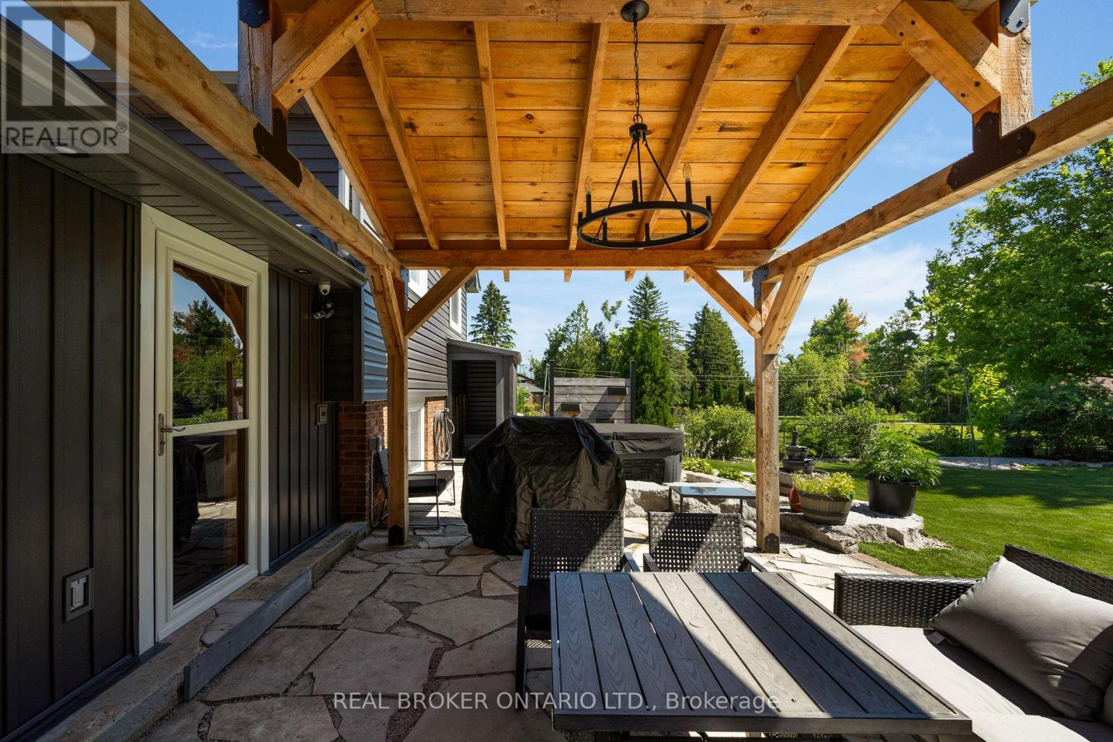 975 SUNNIDALE ROAD - Image 37