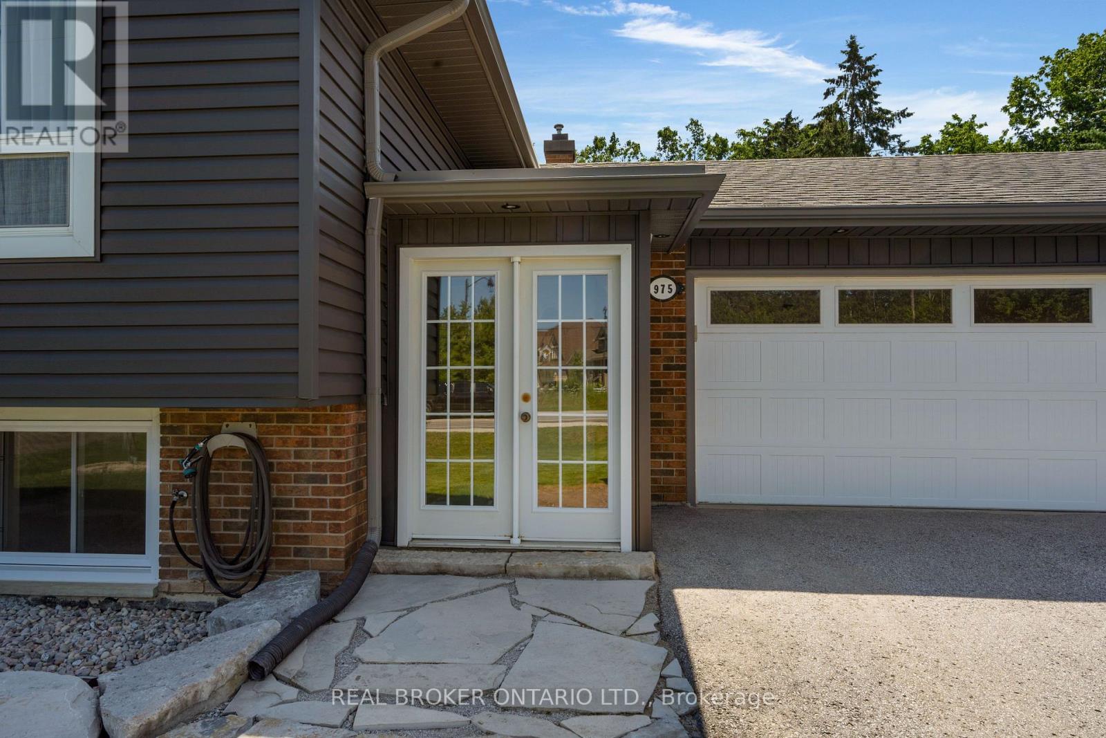 975 SUNNIDALE ROAD - Image 6