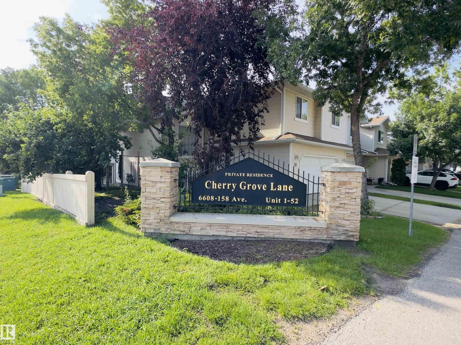#48 6608 158 AV NW, Ozerna, Edmonton photo 2