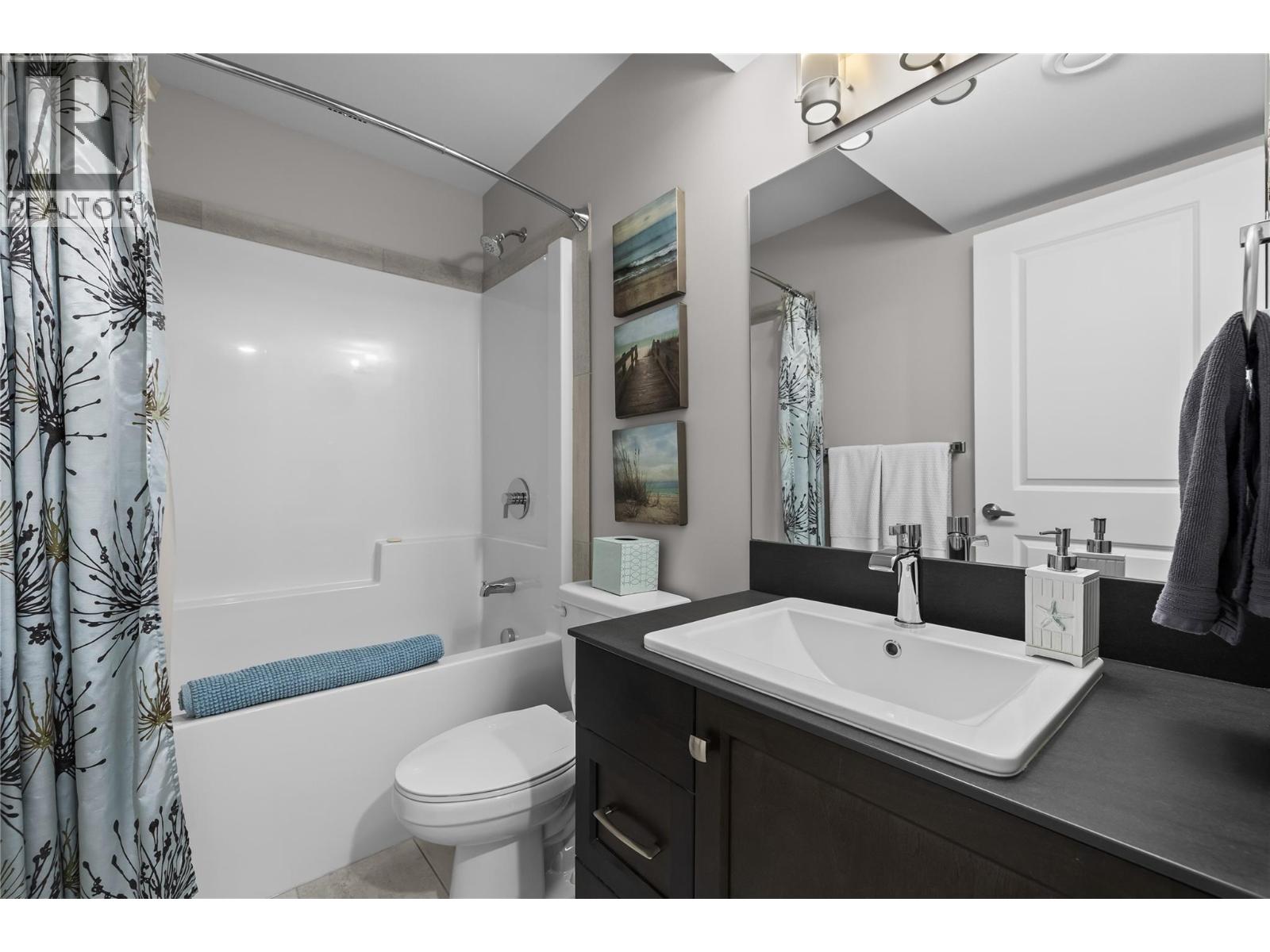  3077 Riesling Way, West Kelowna