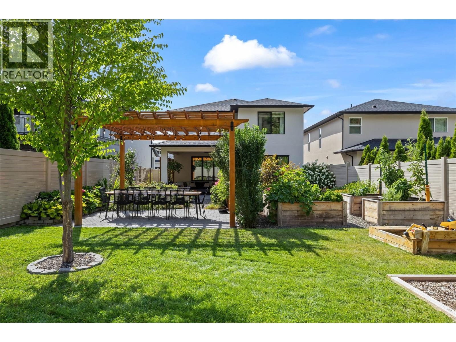  3077 Riesling Way, West Kelowna