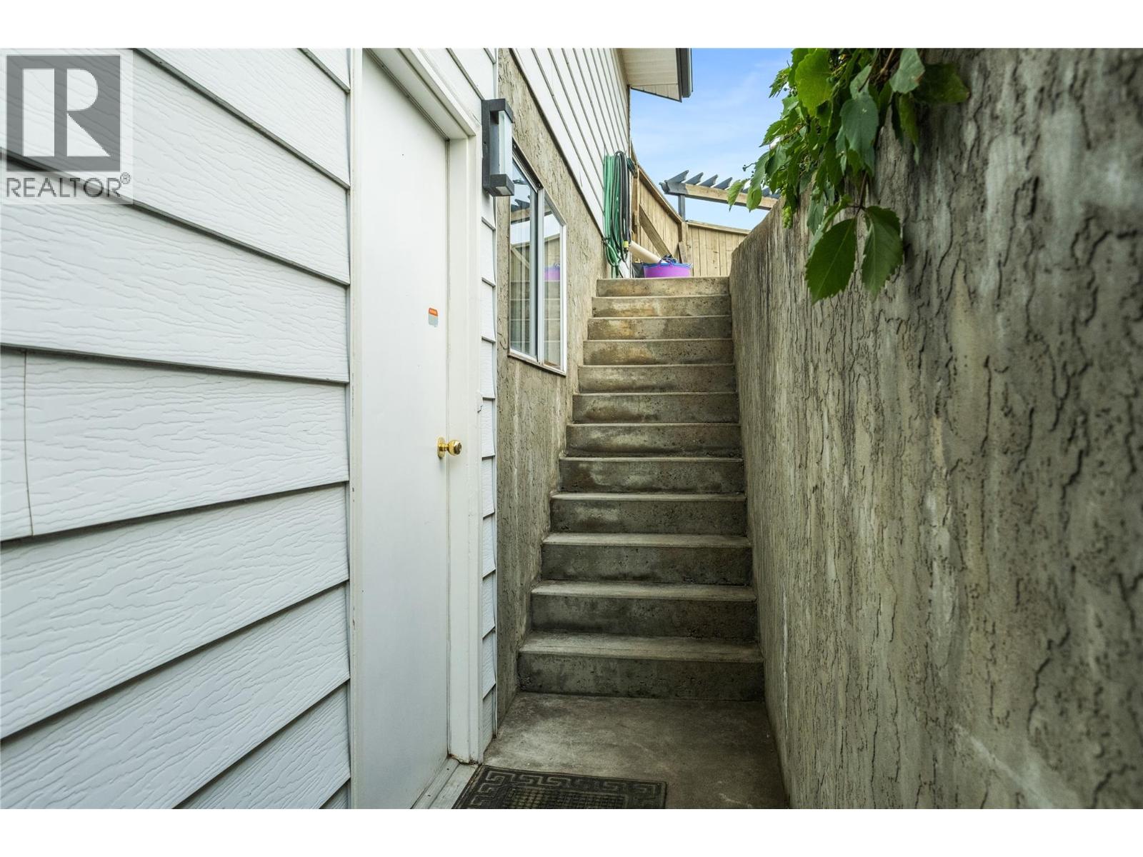 4119 15 Avenue, Vernon