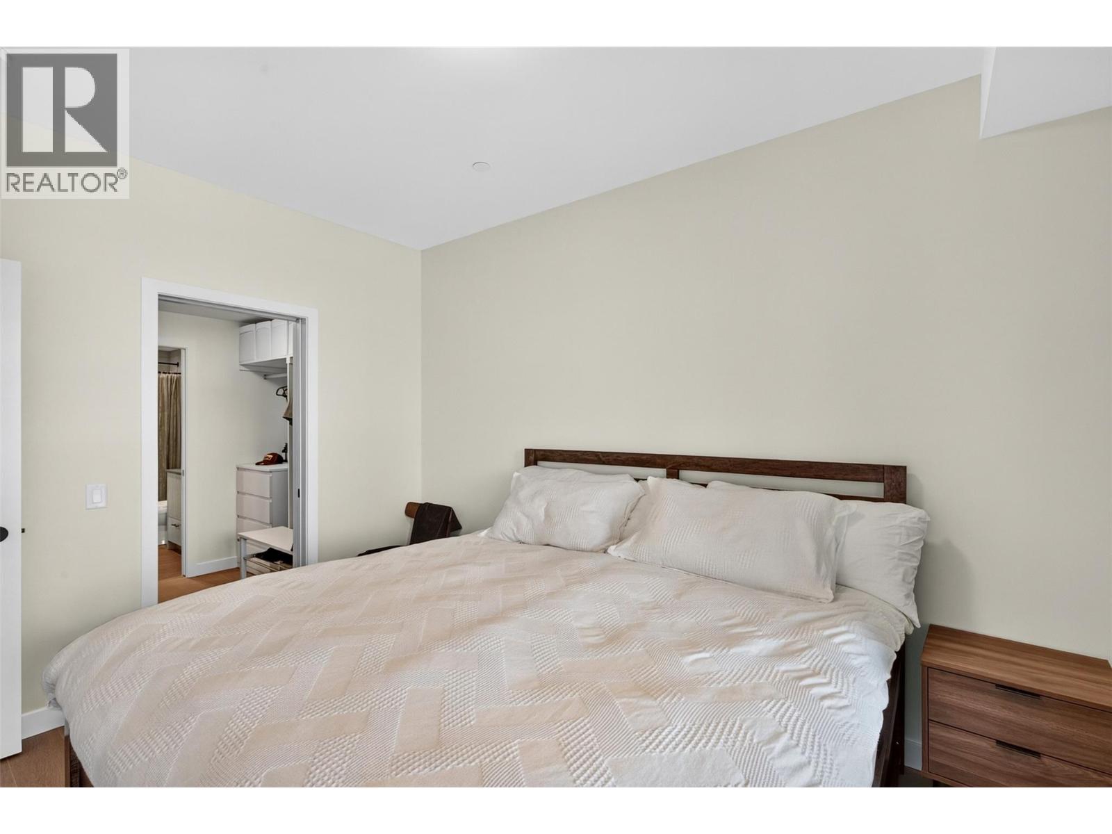#209 9652 Benchland Drive - 17