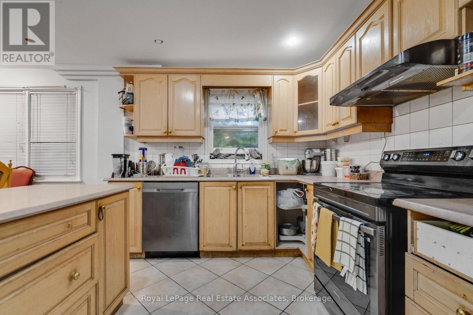 5 HOMEVIEW AVENUE - 14