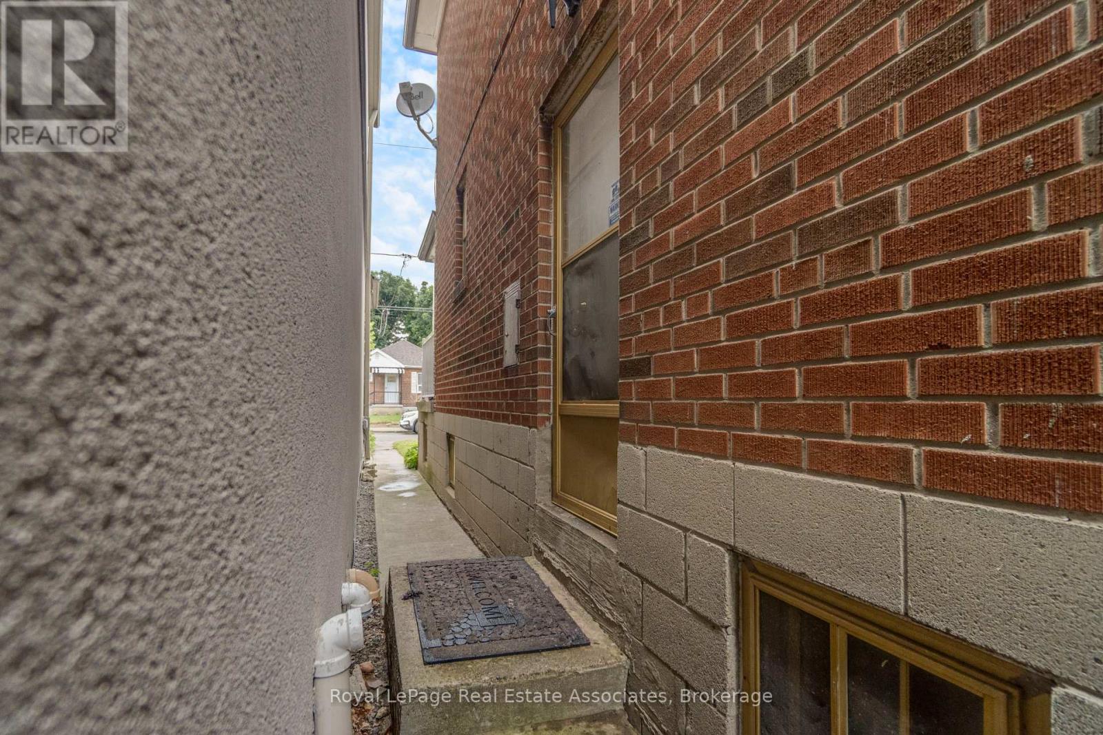 5 HOMEVIEW AVENUE - 39