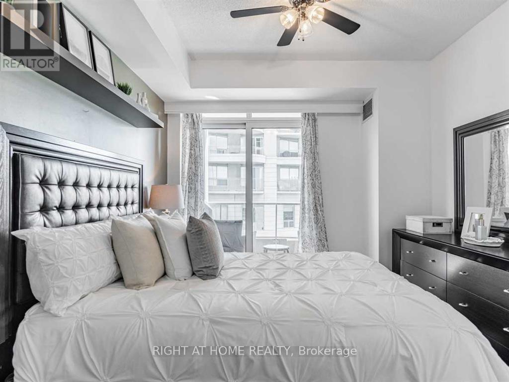 #207 2087 LAKE SHORE BOULEVARD - 12