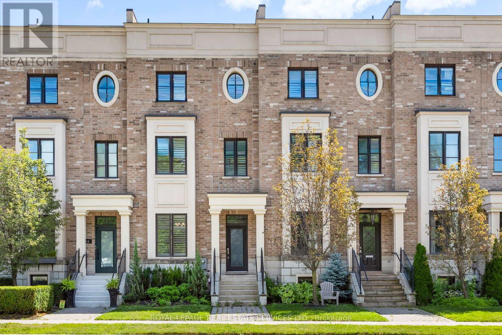 Photo of 216 Rebecca Street