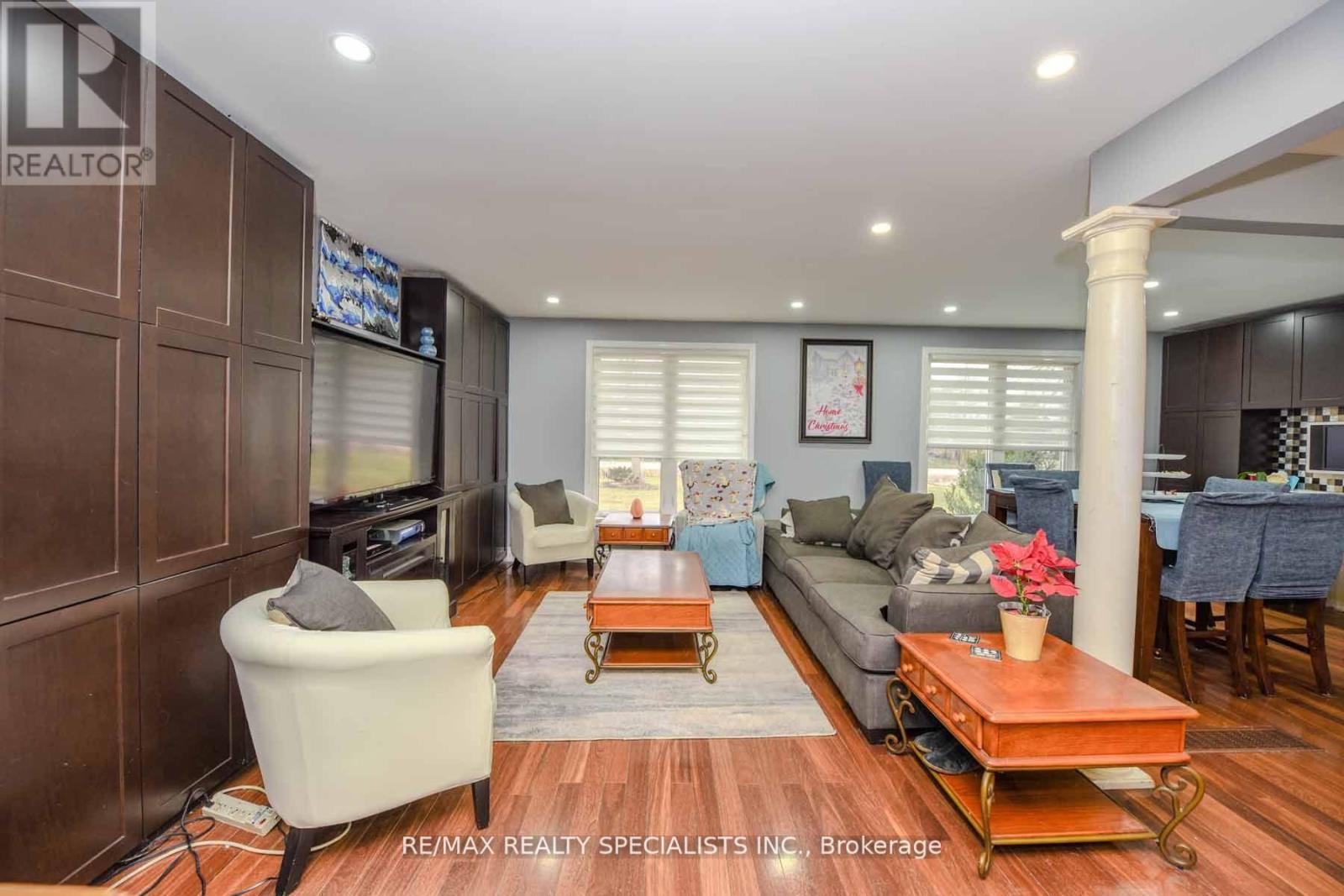 8136 HORNBY ROAD - 5