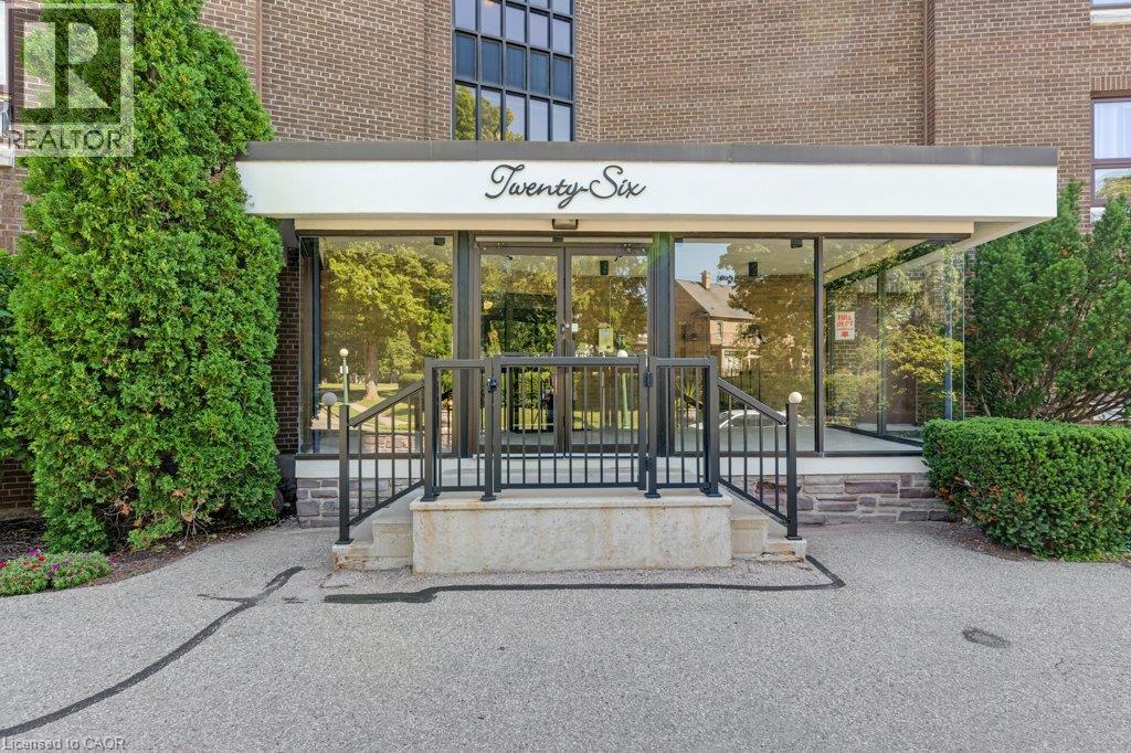 26 WENTWORTH Avenue Unit# 2 S — photo 3