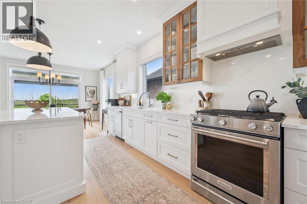 122 RIDGEVIEW Drive - Image 11