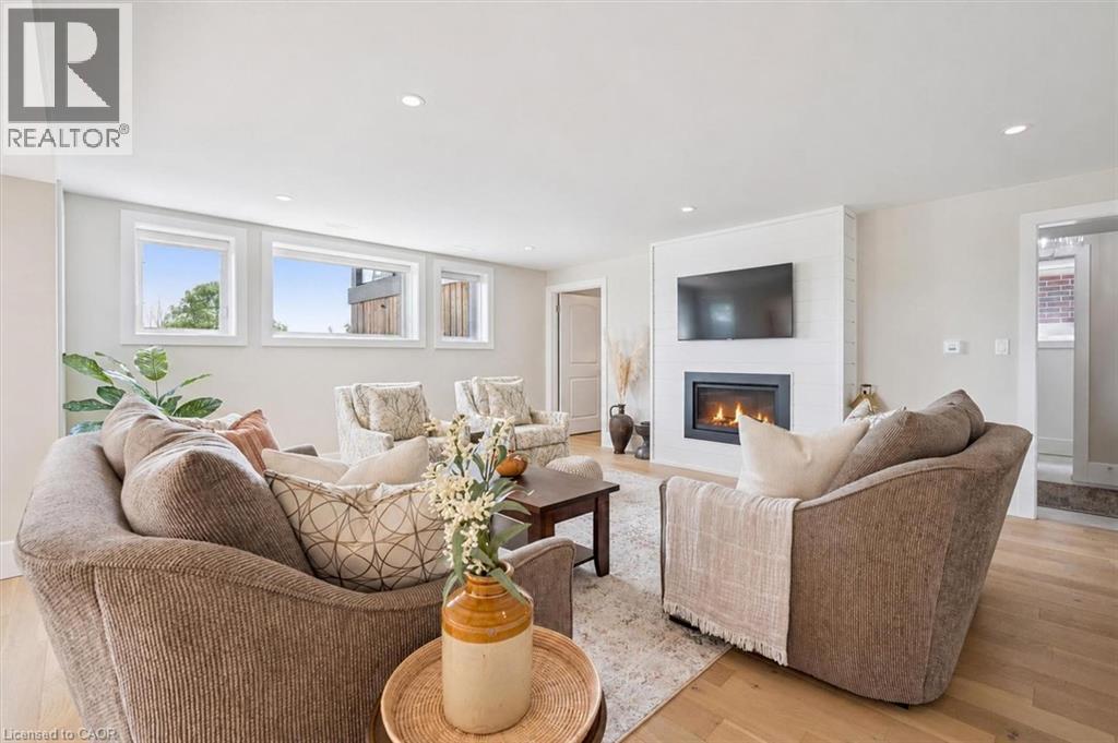 122 RIDGEVIEW Drive - Image 29