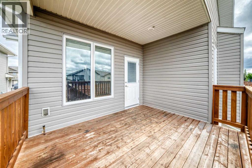 110 Cedar Square - Photo 39