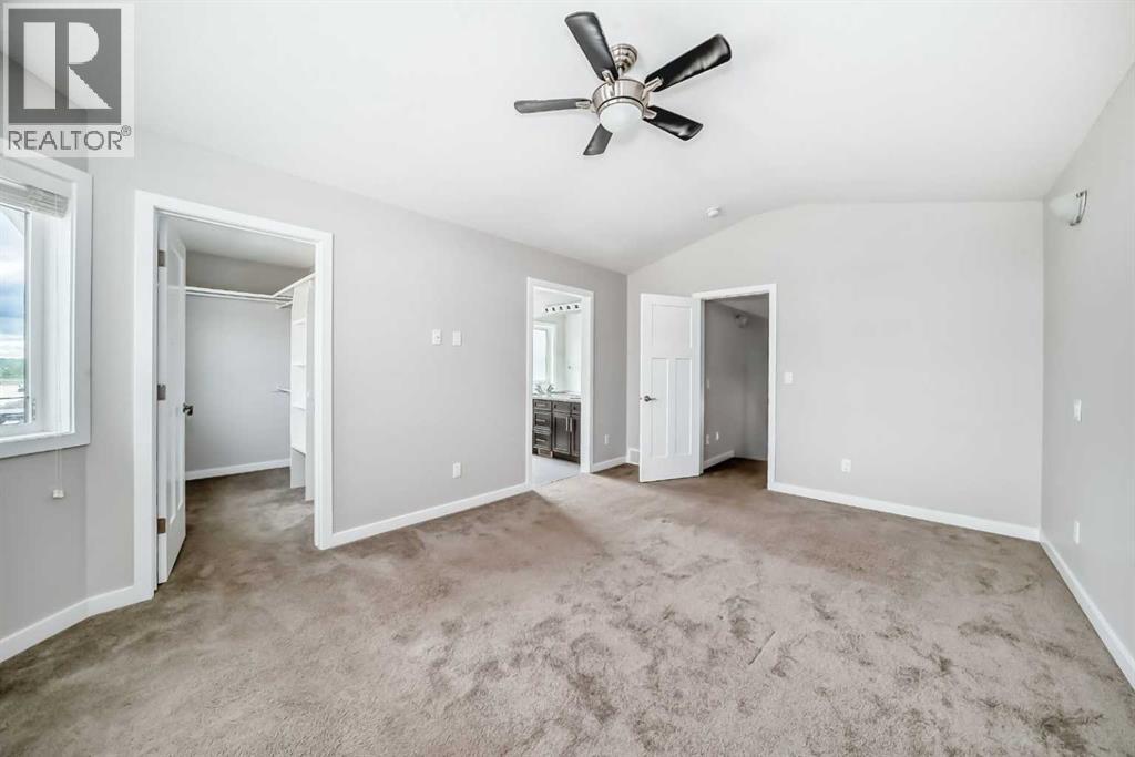 110 Cedar Square - Photo 33