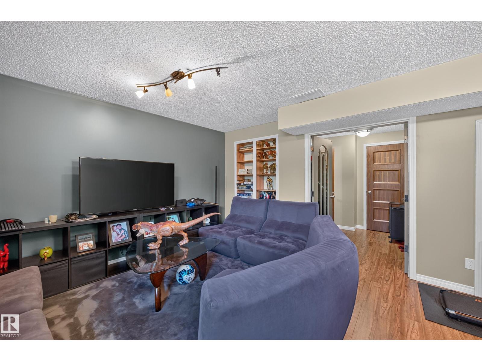 124 KEYSTONE CR - Image 54