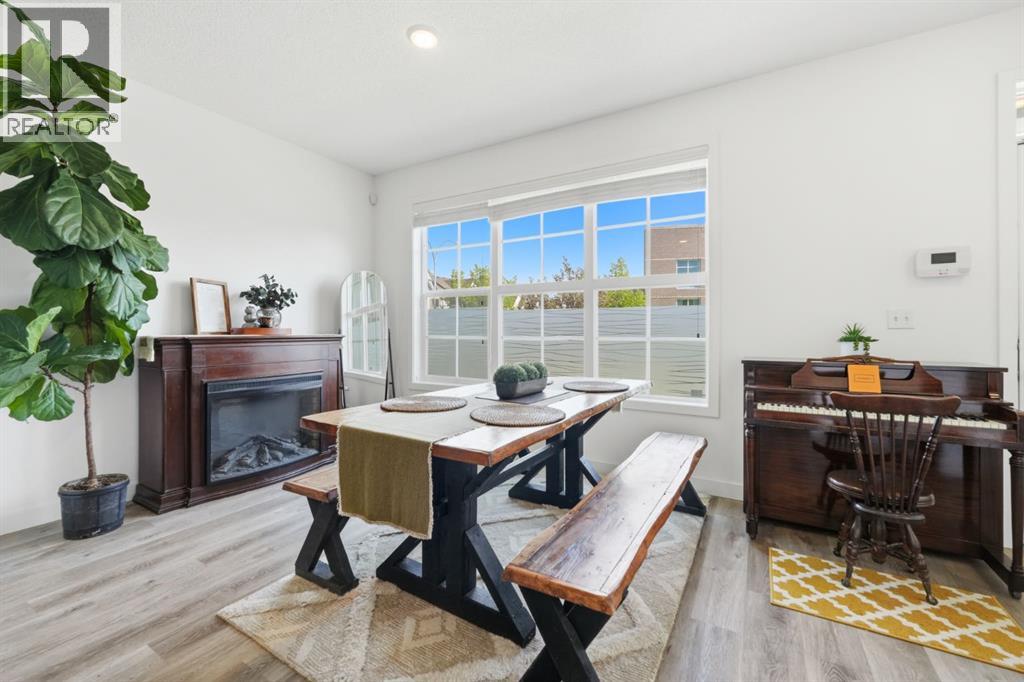 186 Silverado Boulevard SW - 4