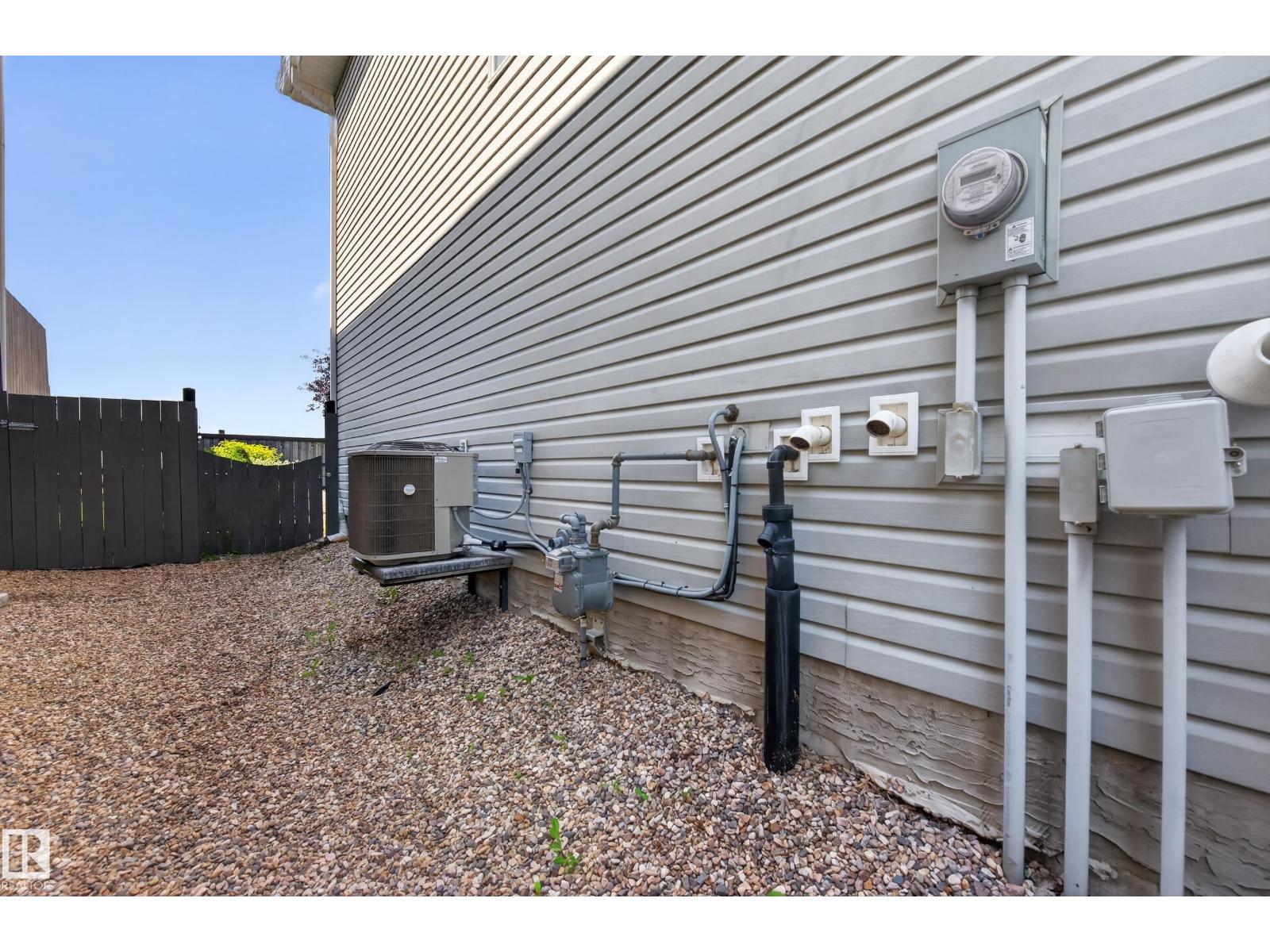 124 KEYSTONE CR - Image 22