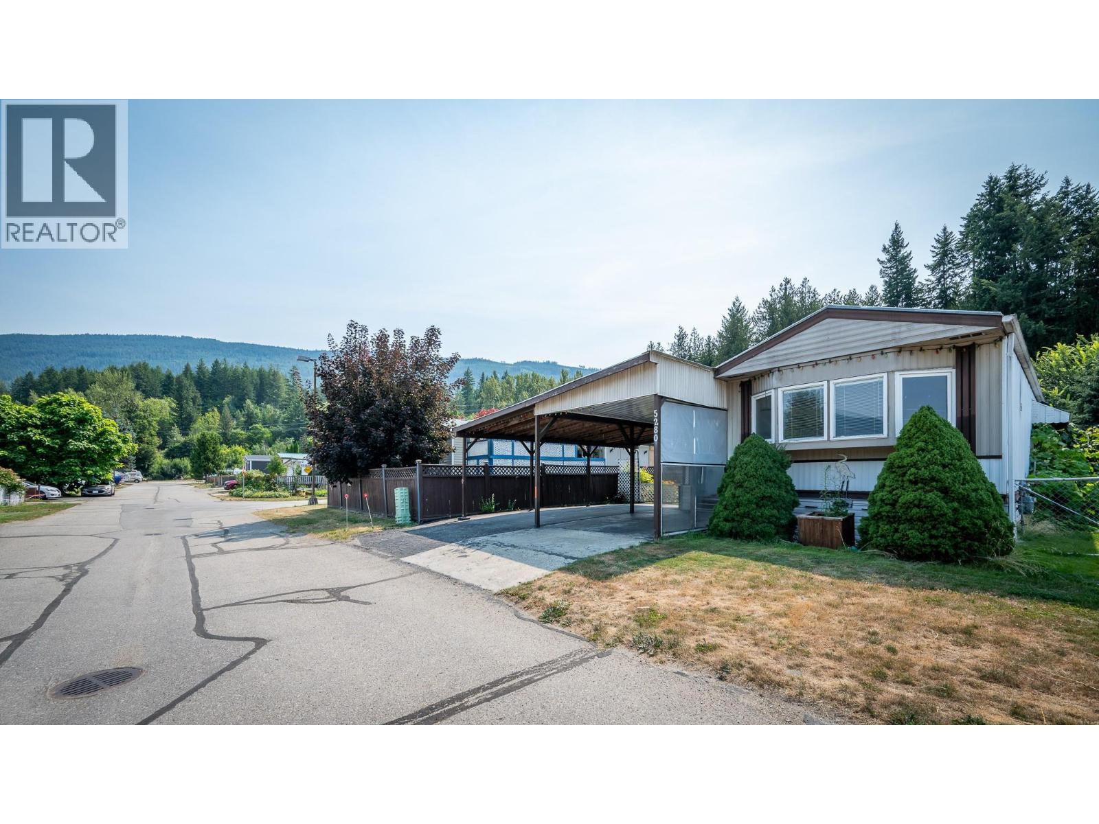  5280 69 Avenue Northeast, Salmon Arm