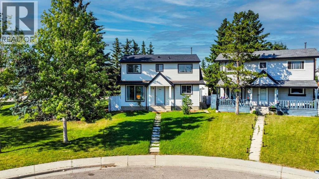 36 Falton Court NE, Falconridge, Calgary photo 2