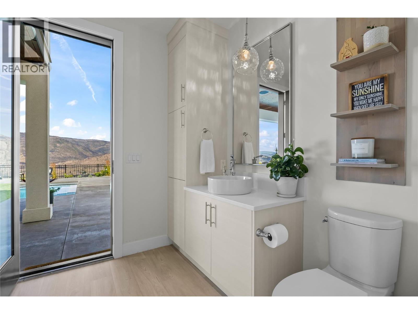  82 Red Sky Court, Kelowna