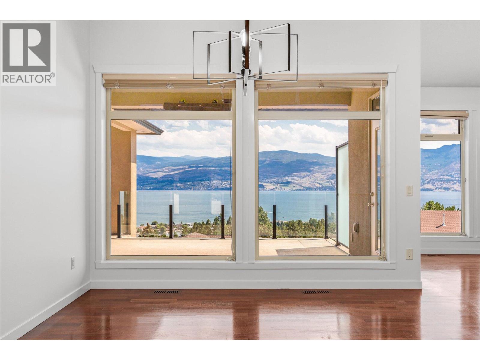 1581 Gregory Road - 10