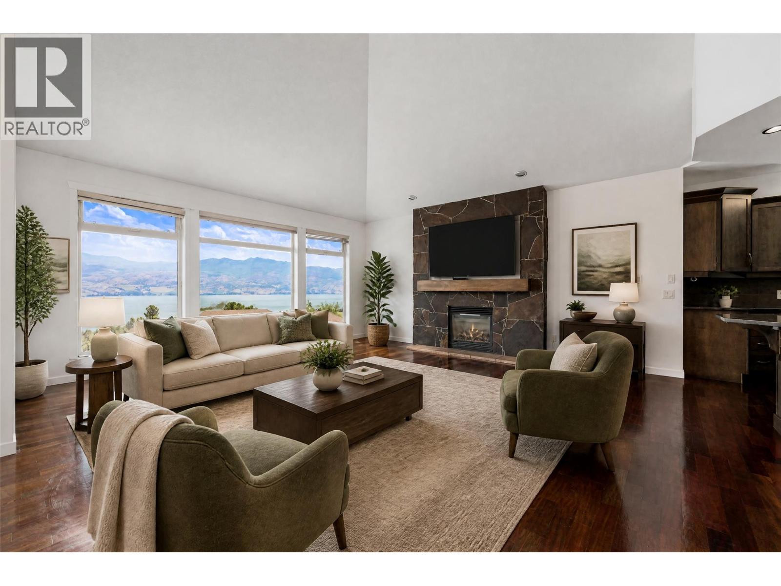 1581 Gregory Road, West Kelowna