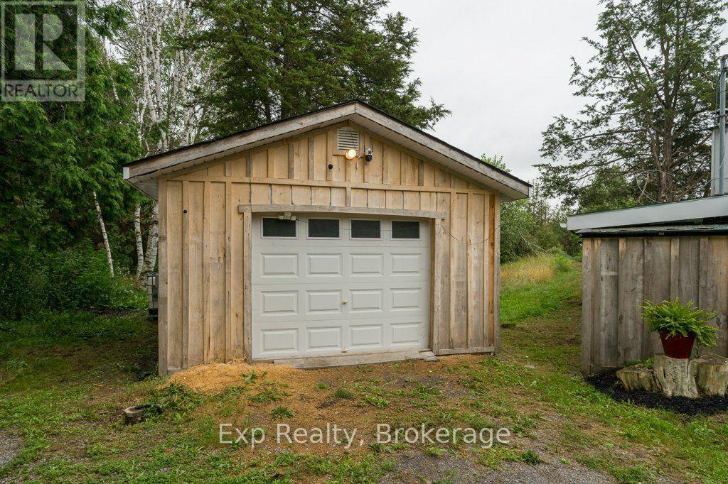 2822 SHANNON ROAD - Image 12