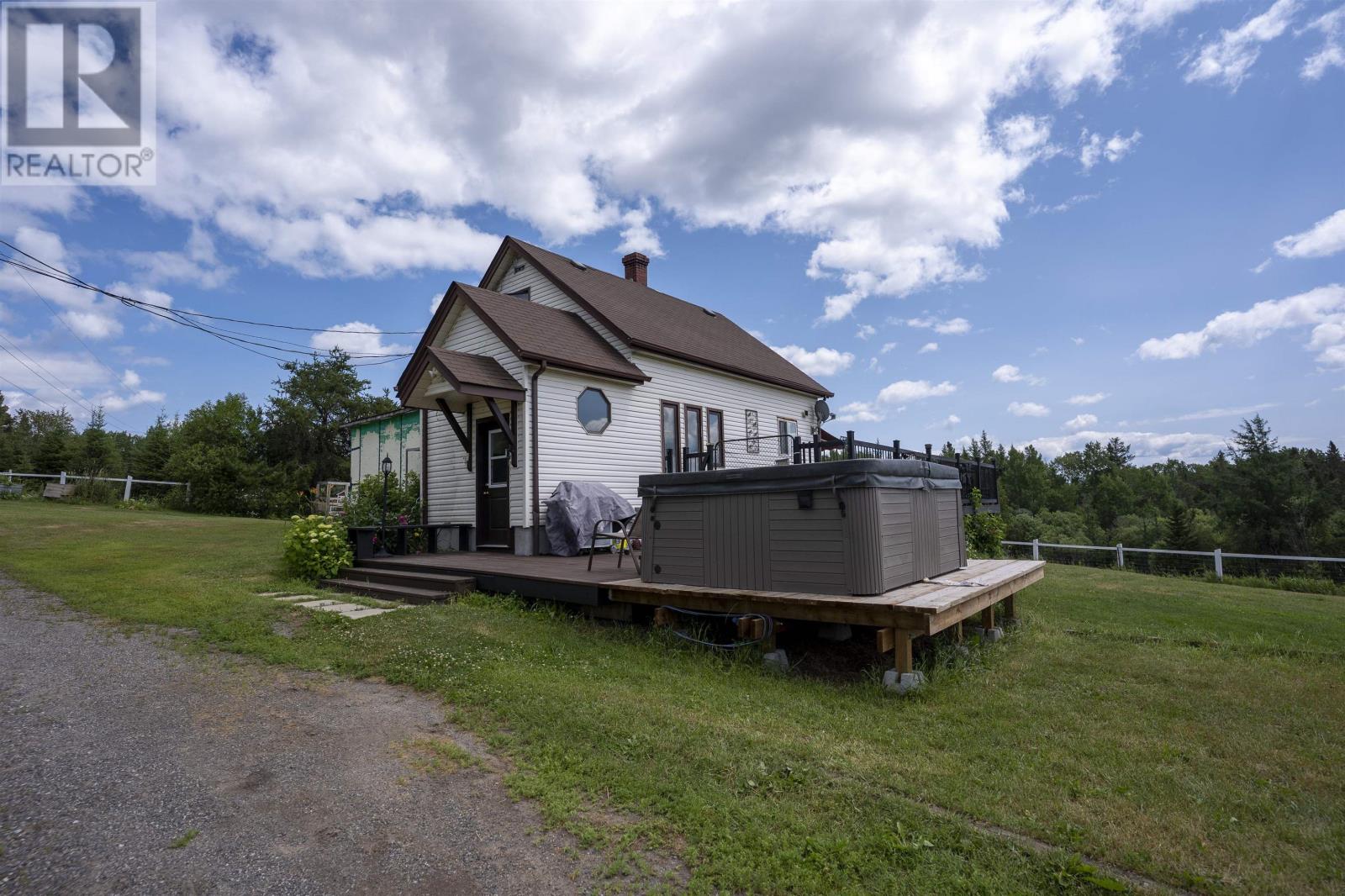 2099 Gus Wuori RD - Image 11
