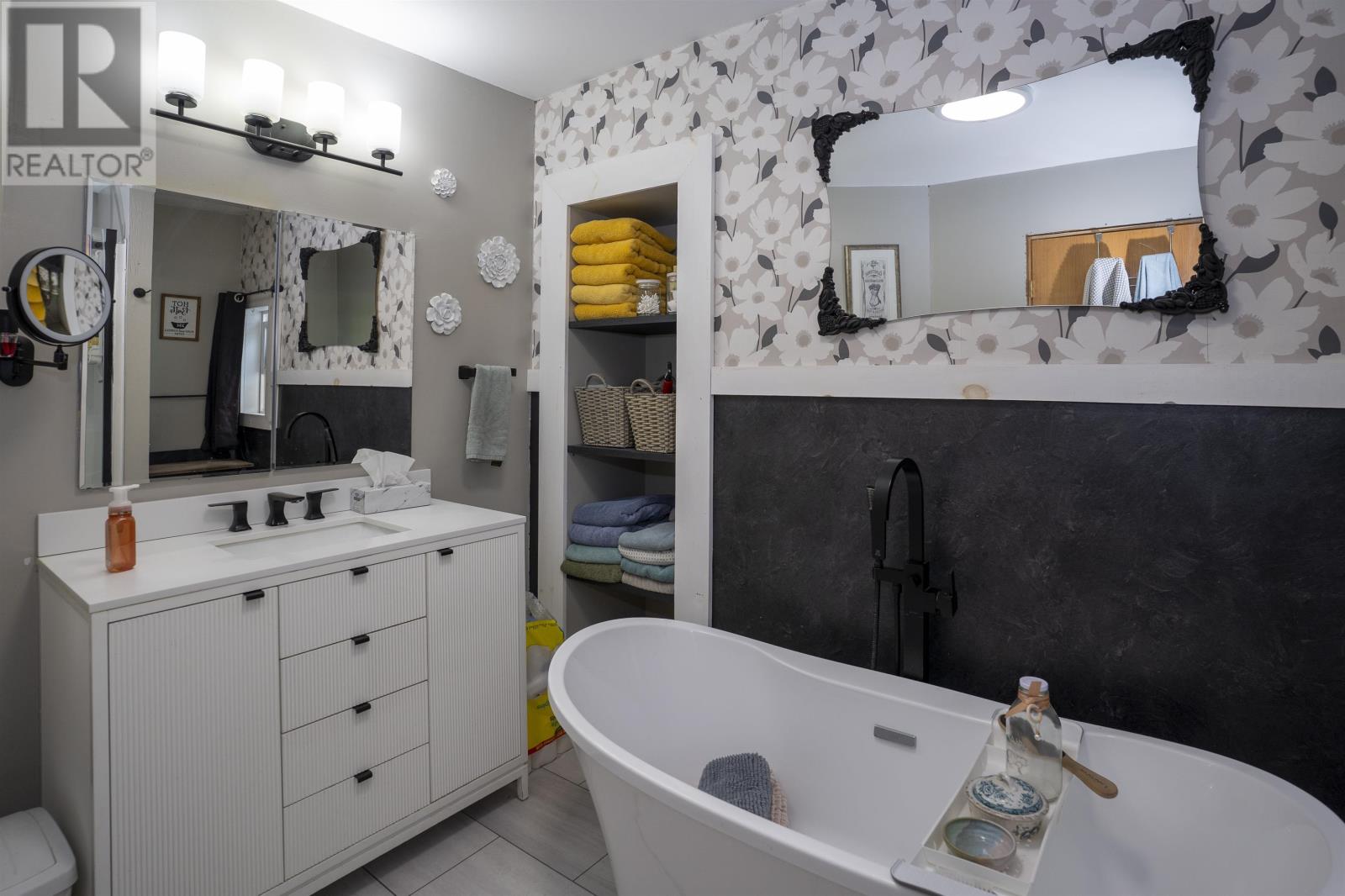 2099 Gus Wuori RD - Image 25