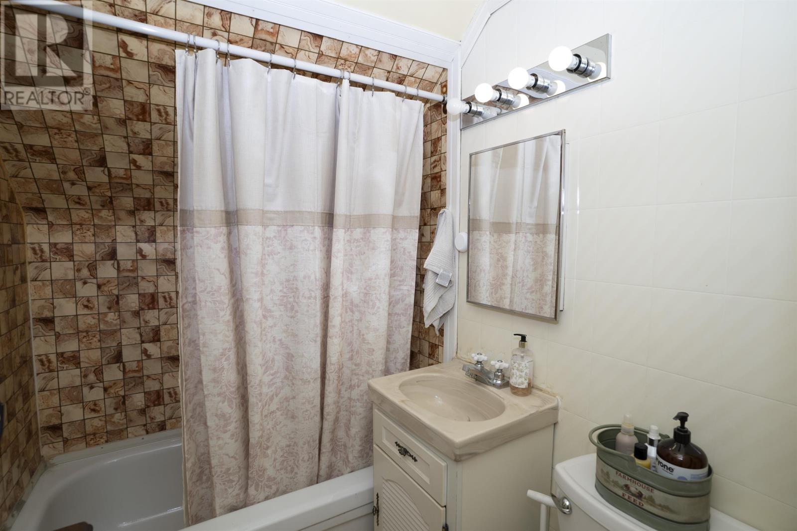 2099 Gus Wuori RD - Image 30