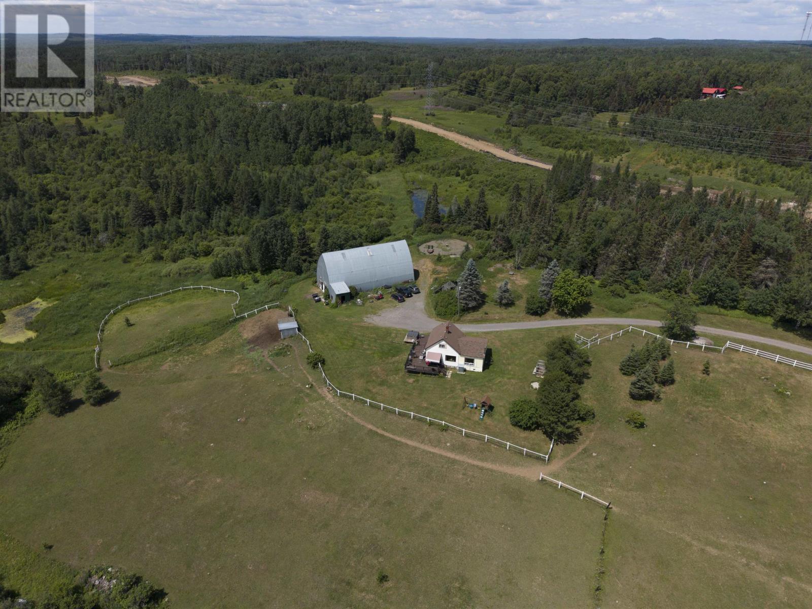 2099 Gus Wuori RD - Image 32