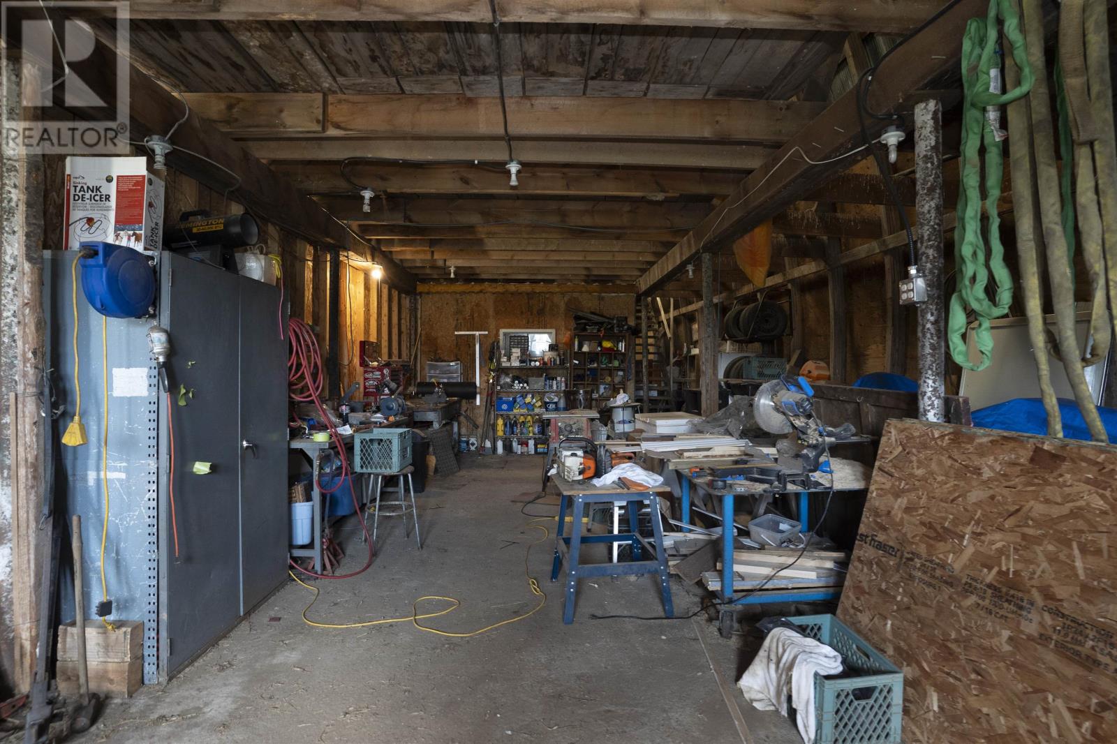 2099 Gus Wuori RD - Image 37