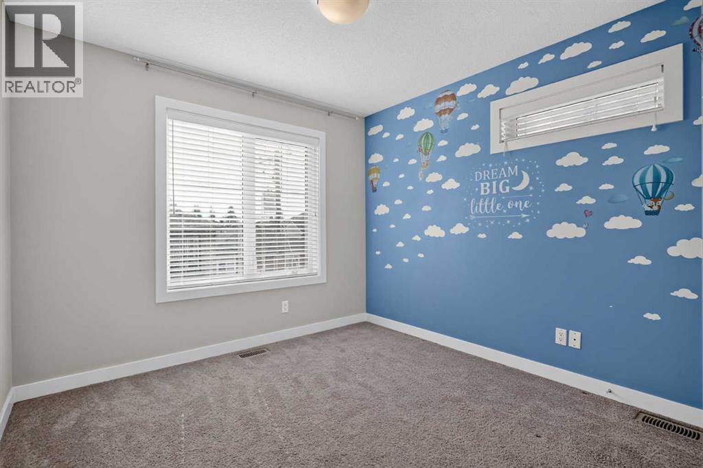 #4 2416 30 Street SW - 30