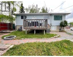 560 Northmount Drive NW - photo 16