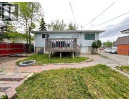 560 Northmount Drive NW - photo 18