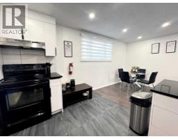 560 Northmount Drive NW - photo 26