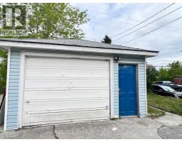 560 Northmount Drive NW - photo 20