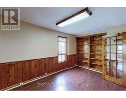 15 Colborne Street E, Oshawa, ON L1G1M1 Photo 8