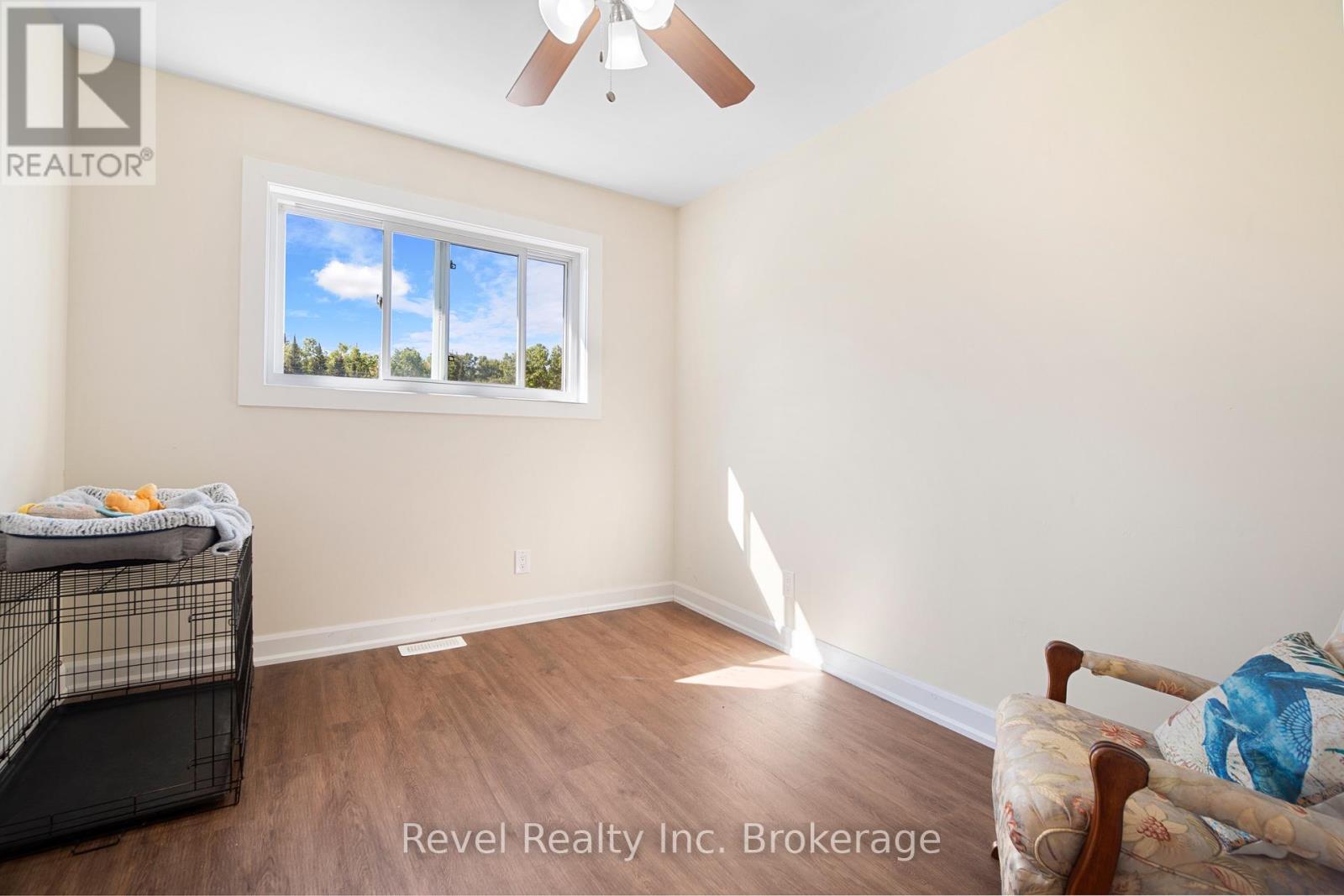 4205 HIGHWAY 17 E - Image 32