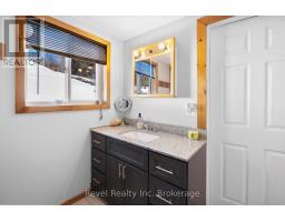 2242 Highway 124, Whitestone, ON P0A1G0 Photo 28