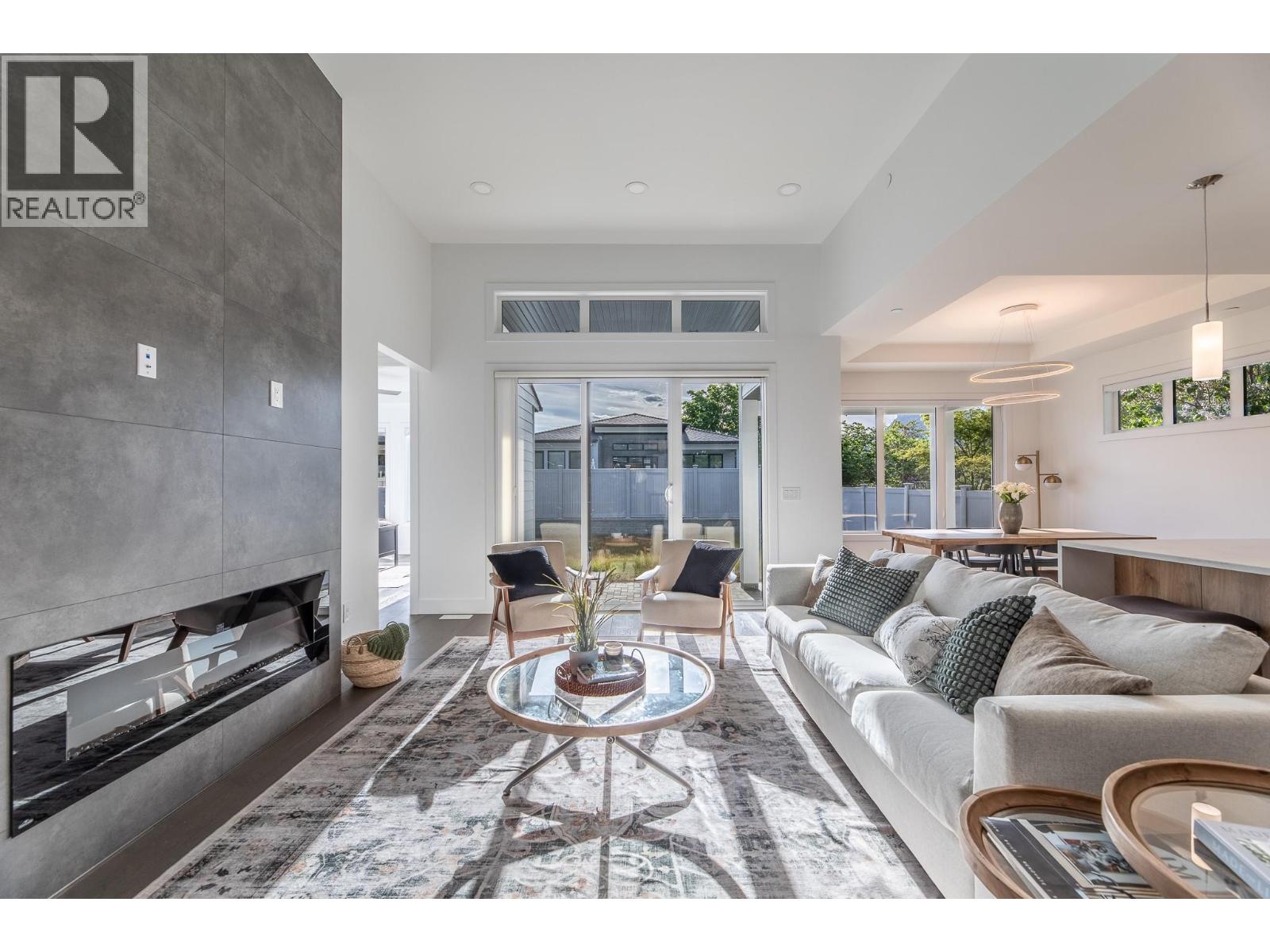 5586 Nixon Road, Summerland