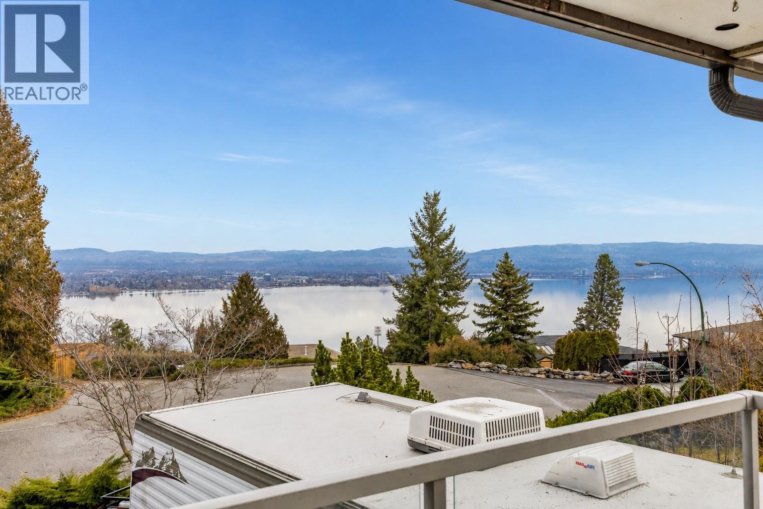  2152 Alexander Place, Westbank