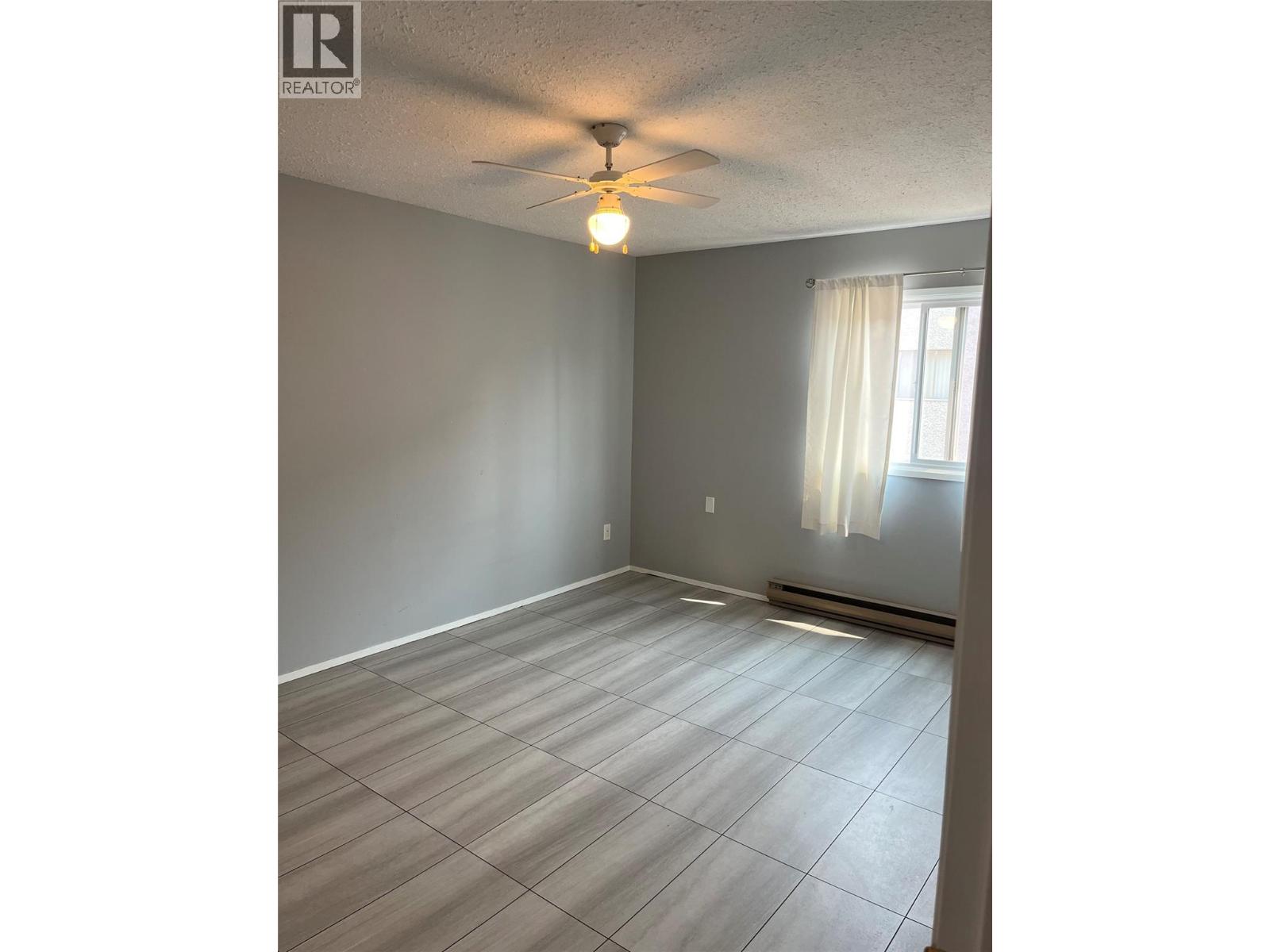 555 Rowcliffe Avenue Unit# 202, Kelowna