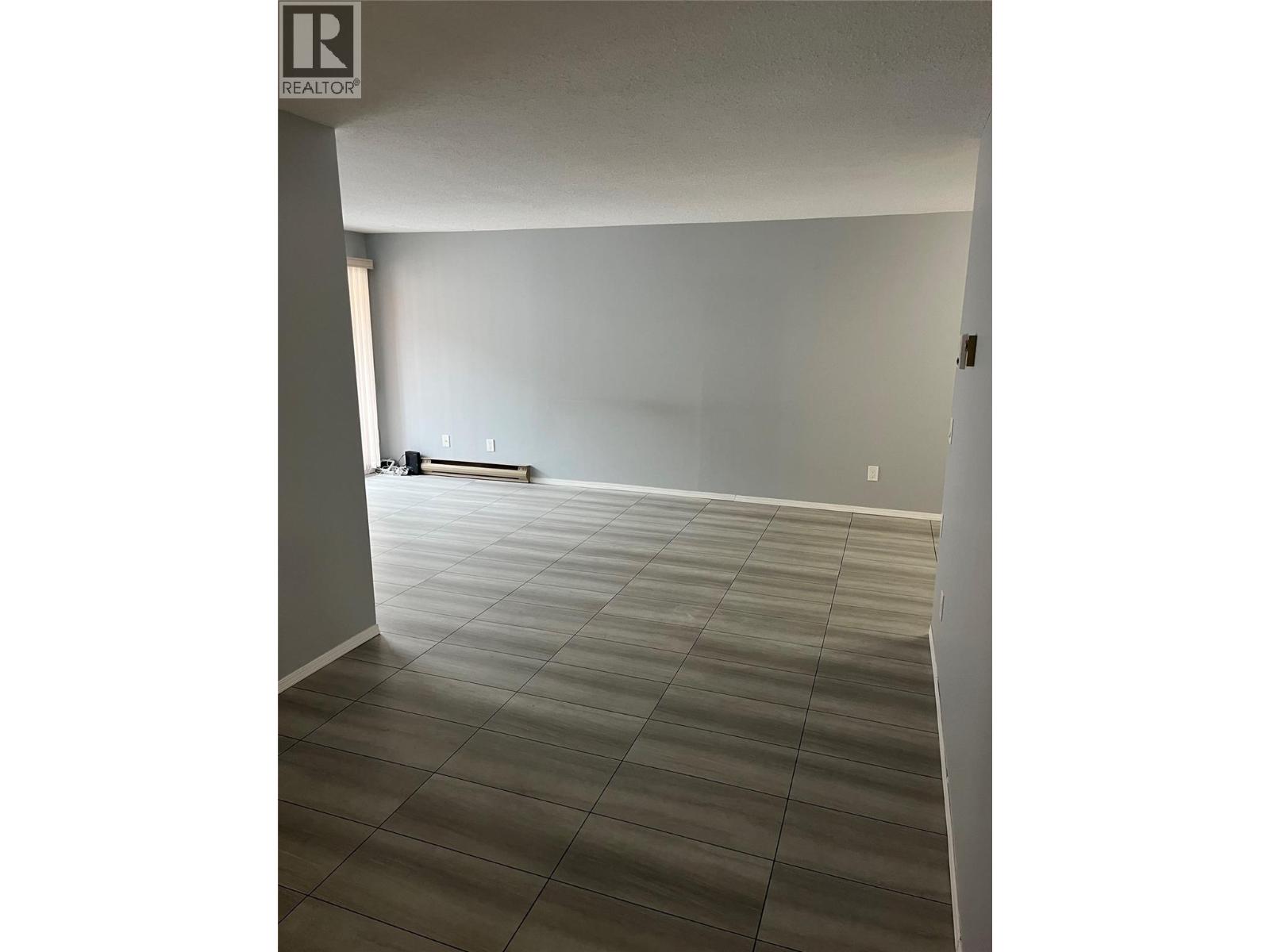 555 Rowcliffe Avenue Unit# 202, Kelowna