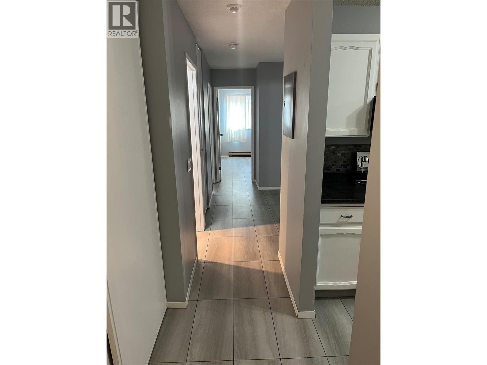 555 Rowcliffe Avenue Unit# 202, Kelowna