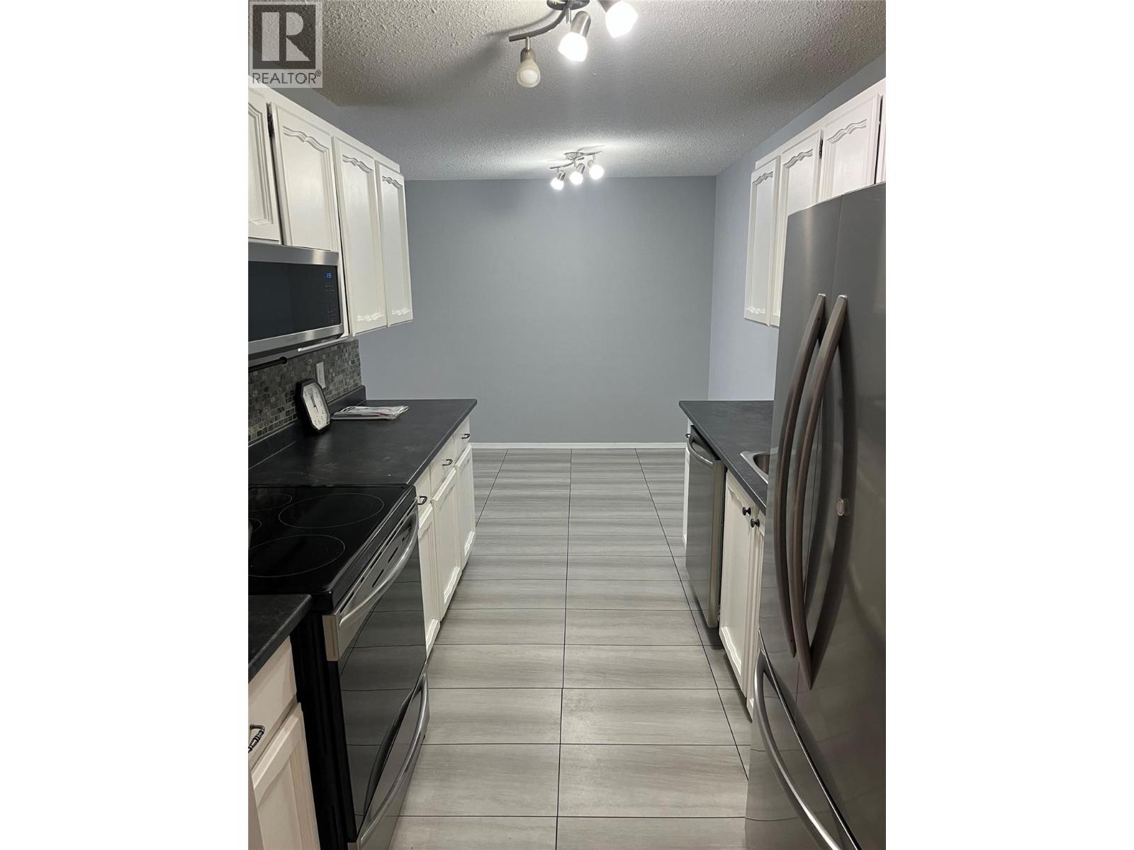 555 Rowcliffe Avenue Unit# 202, Kelowna