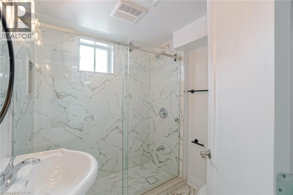8 MARLBOROUGH Road - 33