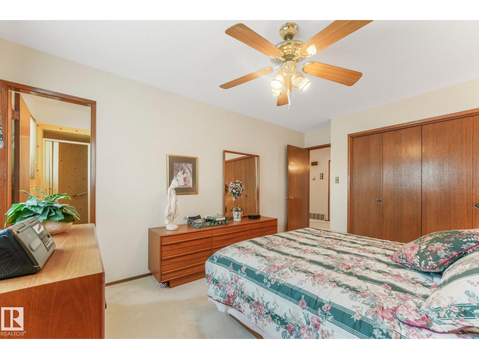 13911 86 ST NW - 21